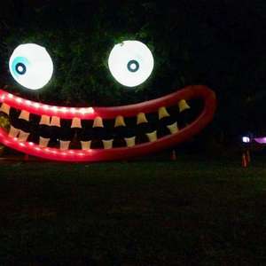 男男调教捆绑鞭打束缚塑身衣
